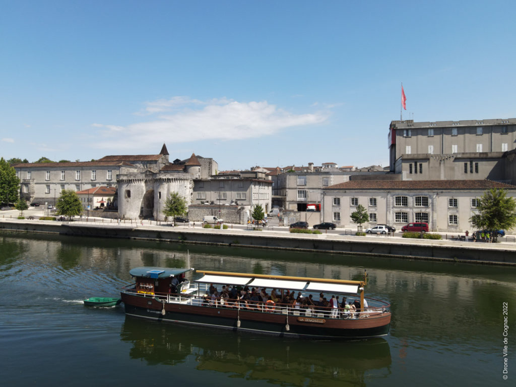 NAN-La_demoiselle_VilledeCognac